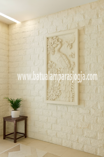 Relief Motif Burung Merak – Kombinasi Batu Limestone