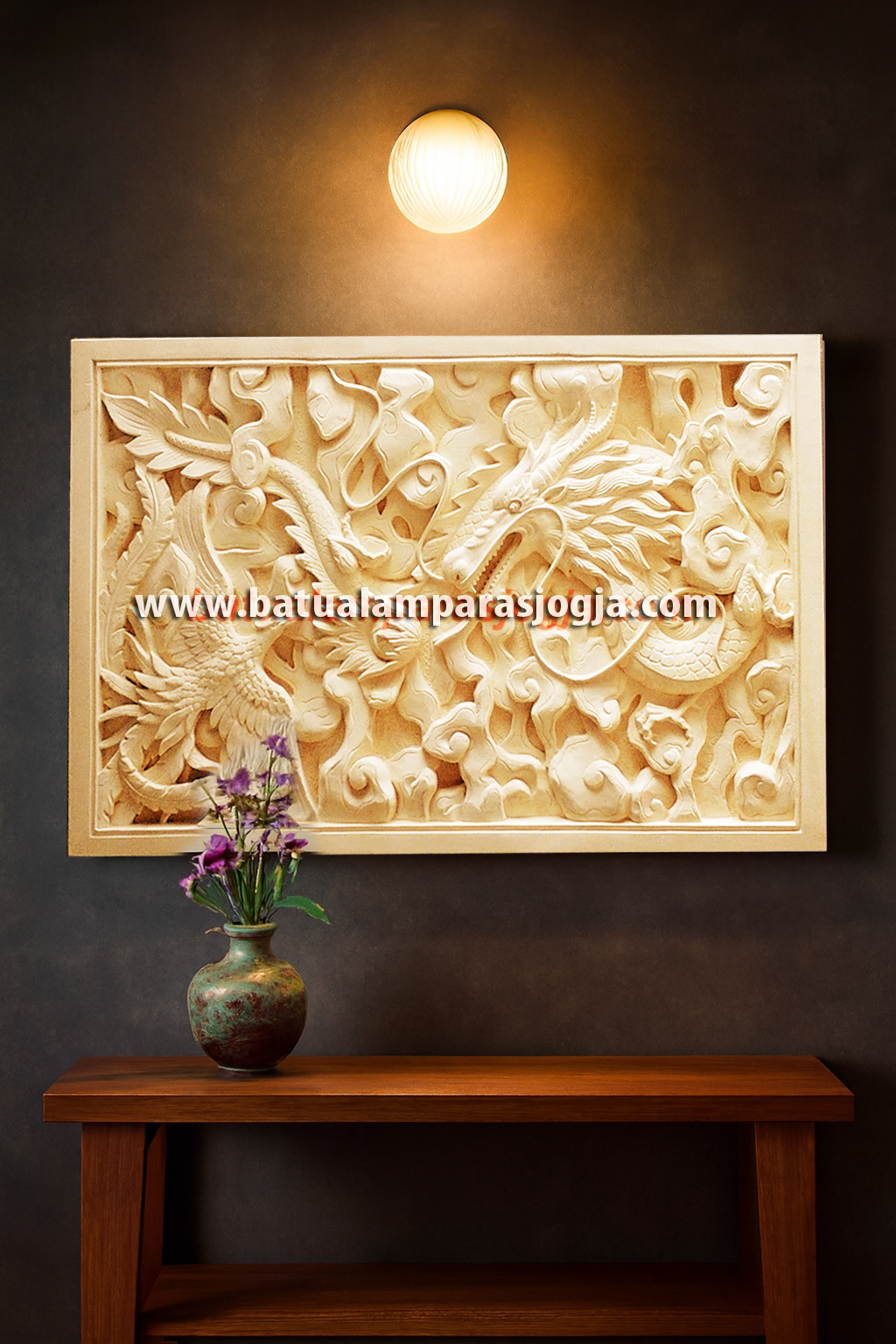 Relief Batu Alam Motif Naga dan Phoenix – Elegansi Simbolik untuk Interior Mewah